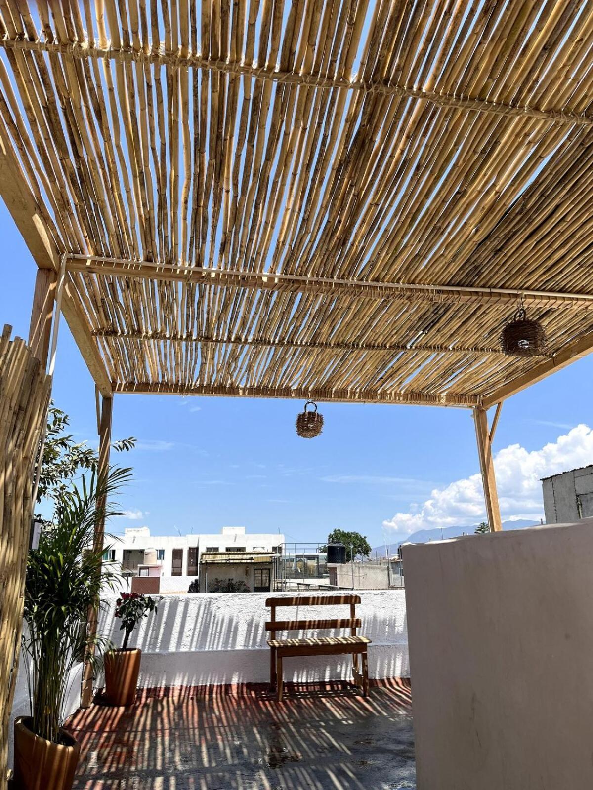 Casa Colibri Oaxaca Con Jacuzzi En Terraza Villa Santa Maria Atzompa Екстериор снимка